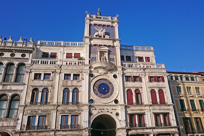 Venice Top attractions Walking Tour along the Canals - Pacing and group size: what 20 people feels like in practice