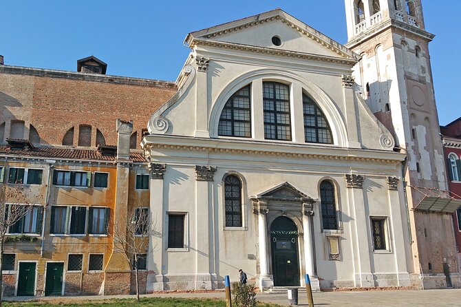Venice Top attractions Walking Tour along the Canals - Basilica Dei Santi Giovanni e Paolo: the 55 m dome and the doges
