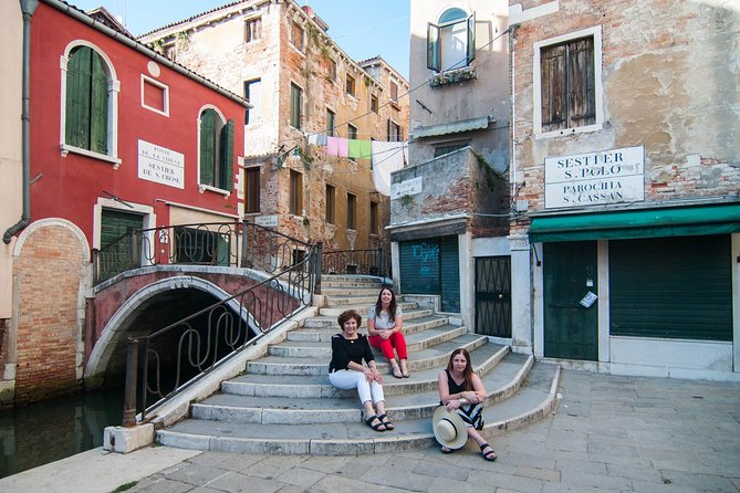 Venice VIP Photo Session in Venice - The Optional Gondola Ride: When It Helps the Photos (and When It Costs Too Much)