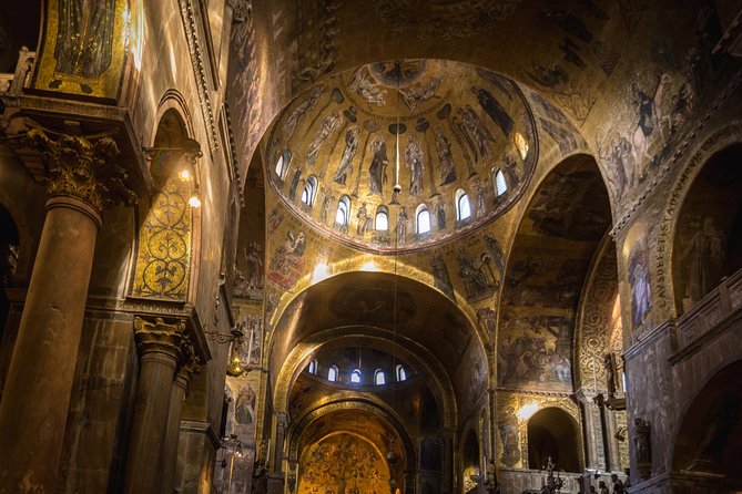 Venice's Best: Basilica, Doge's Palace, Gondola & History Gallery - VR History Gallery: A Small Time Saver for Understanding Venice