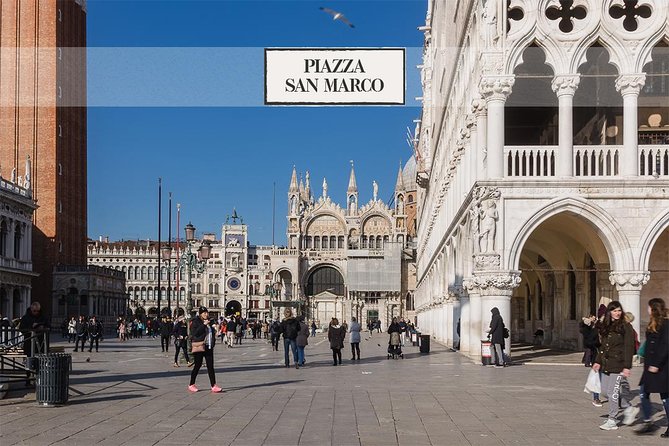 Venice's Best: Basilica, Doge's Palace, Gondola & History Gallery - Small Group Pace, Earphones, and Microphone Checks