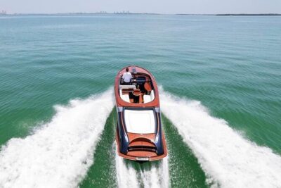VIP Private Luxury Boat Tour - Riva Aquariva Yacht Venice - St. Mark’s lagoon perspectives and the Prosecco moment