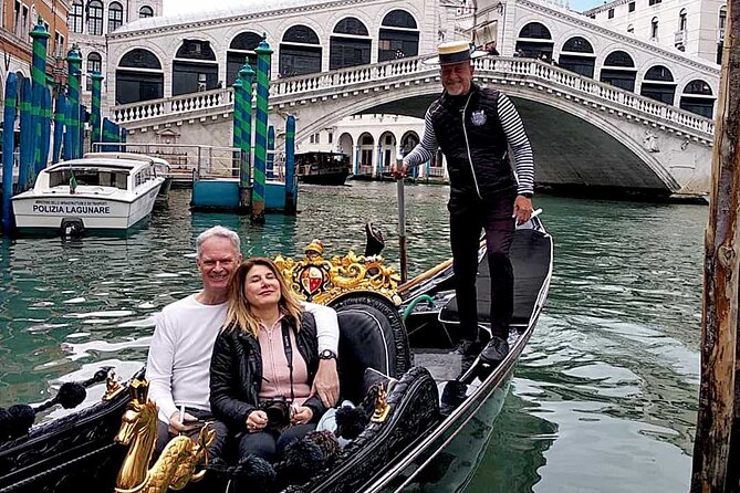 Walking Tour and Enchanting Gondola Journey in Venice - Should you book this Venice walking tour and gondola?